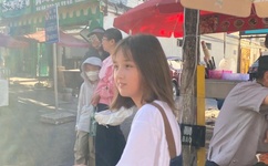 日日摸天天碰中文字幕你懂的